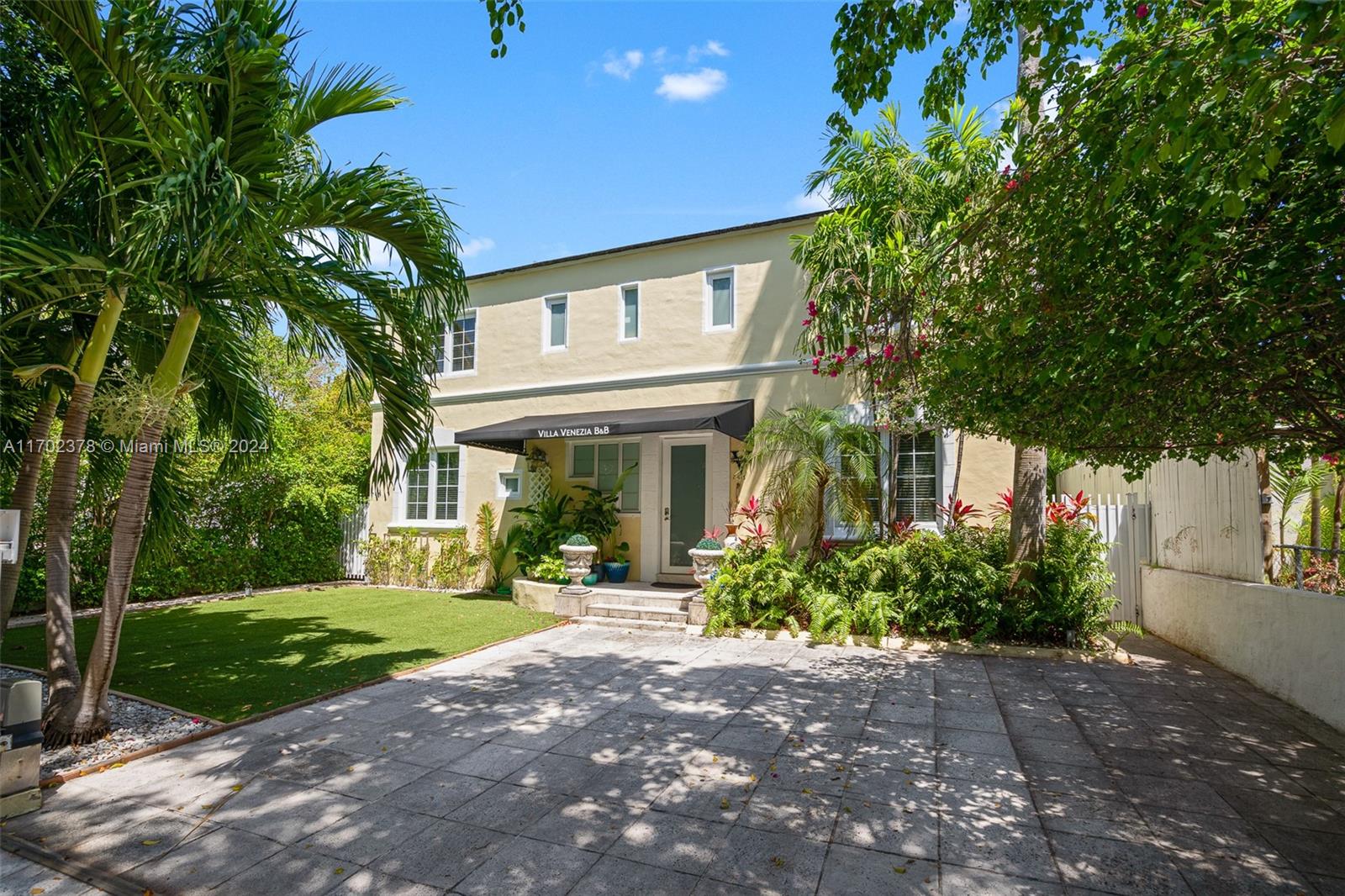 LENOX CONDO - Residential Income