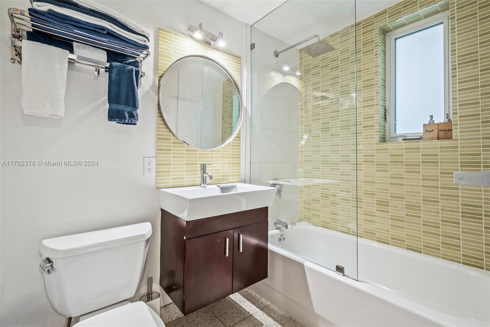LENOX CONDO - Residential Income
