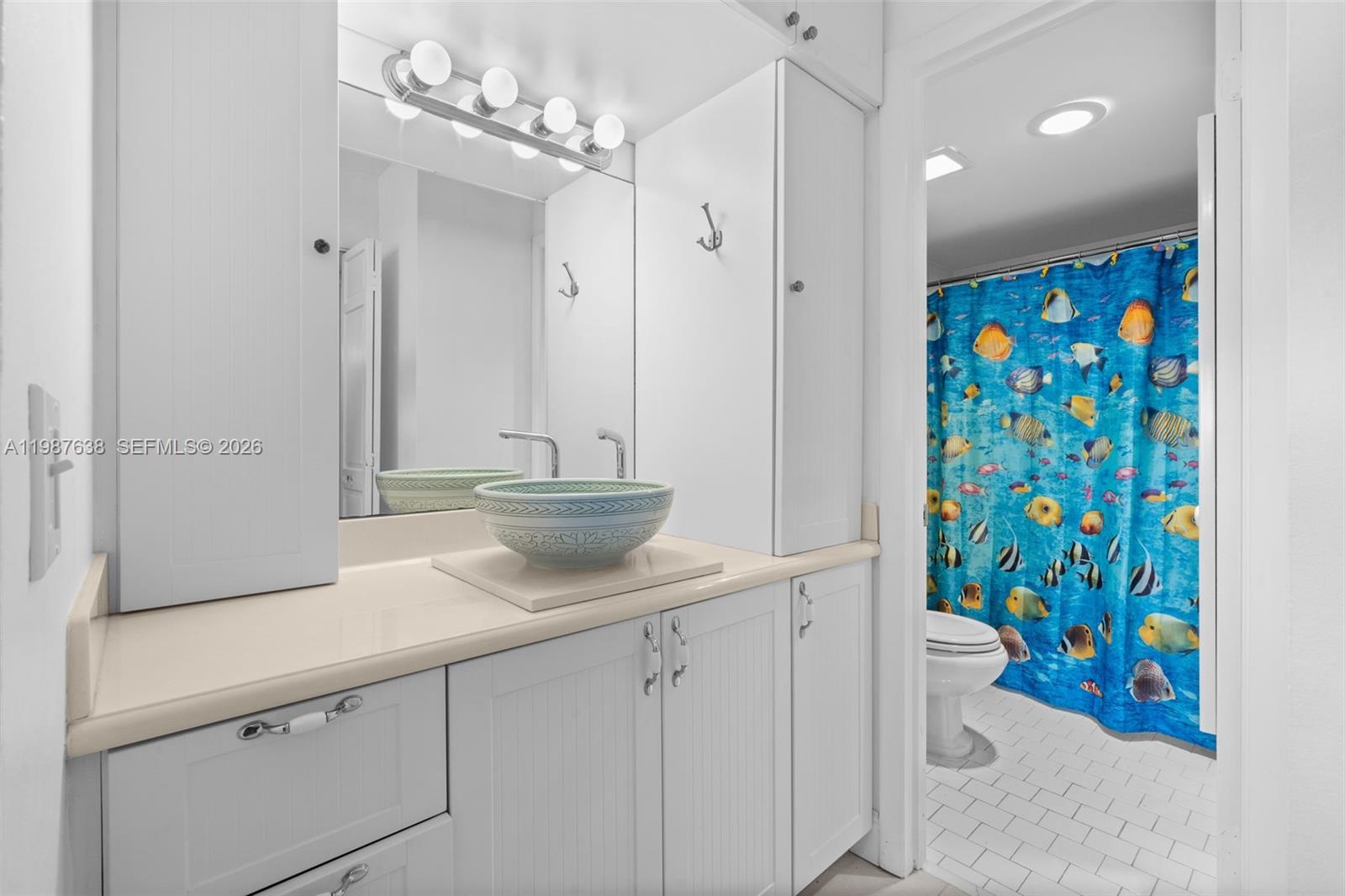 QUADOMAIN TOWER I AND IV - Residential