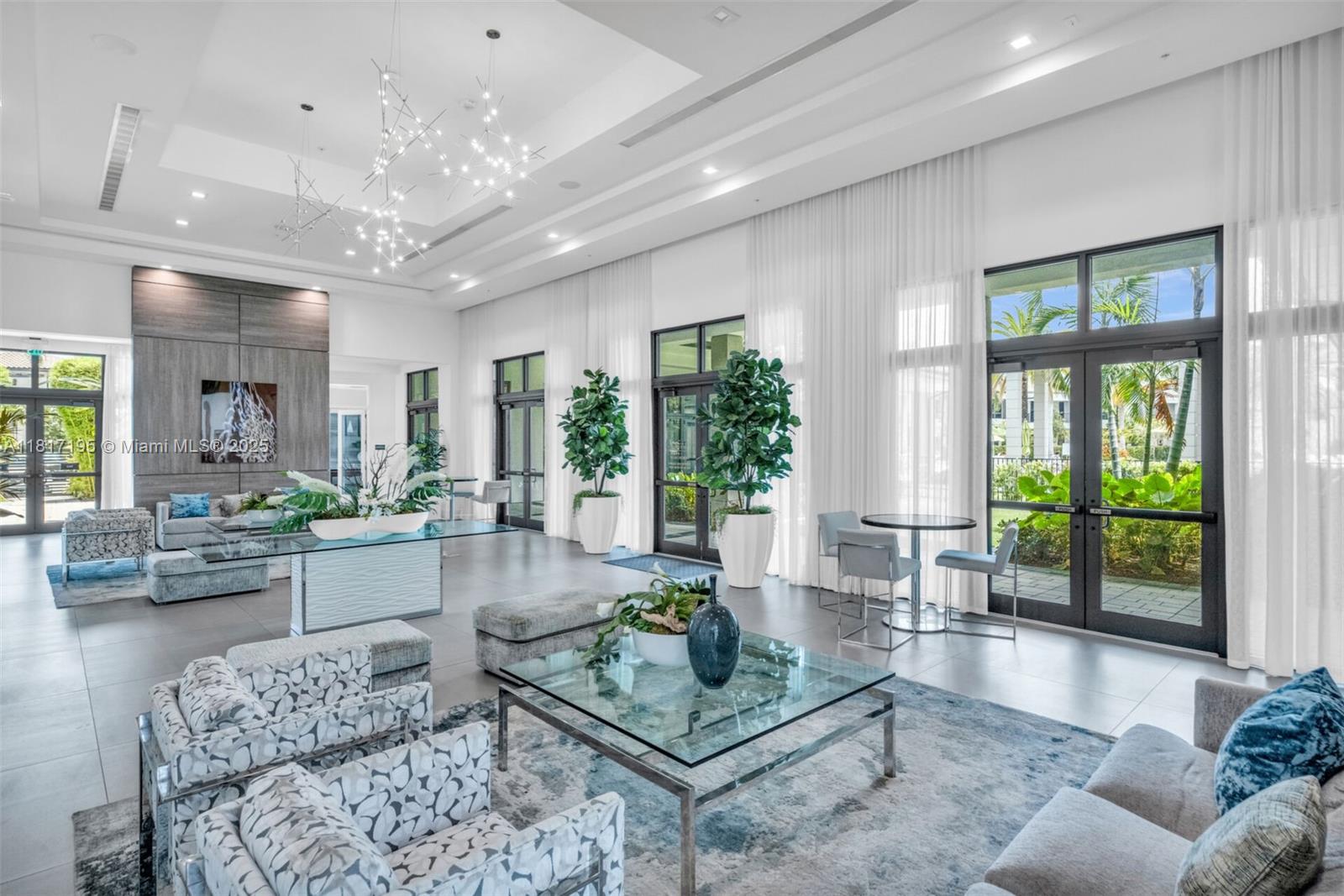 URBANA AT THE RESIDENCES - Residential