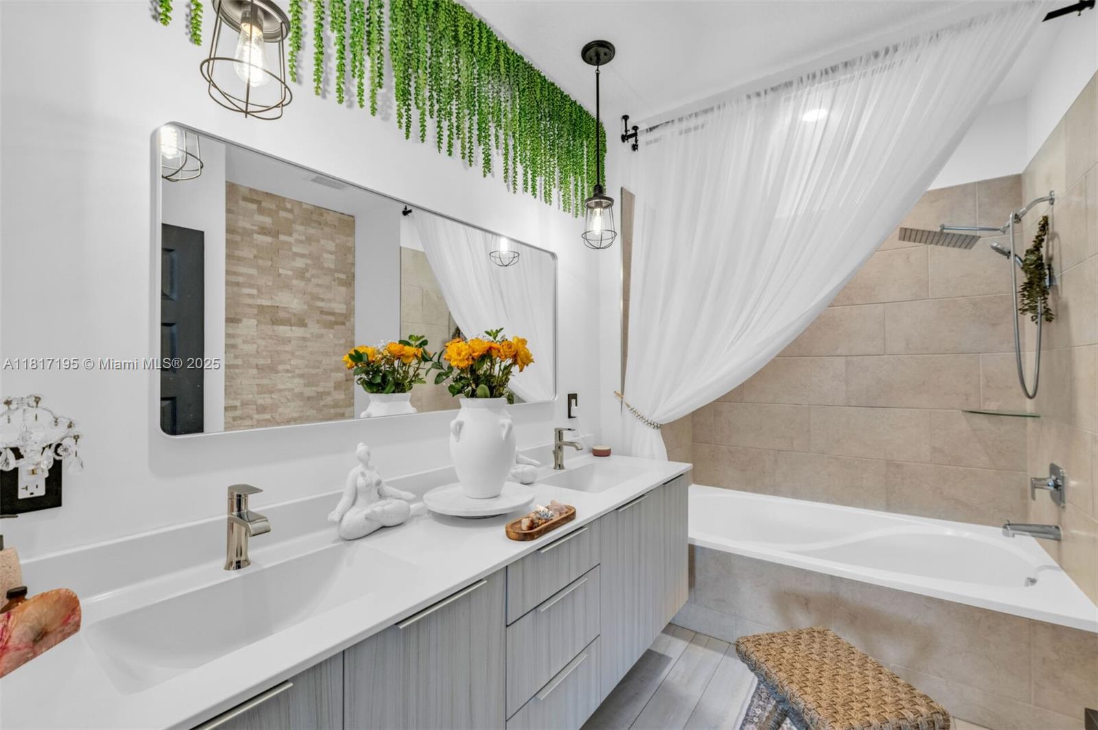 URBANA AT THE RESIDENCES - Residential