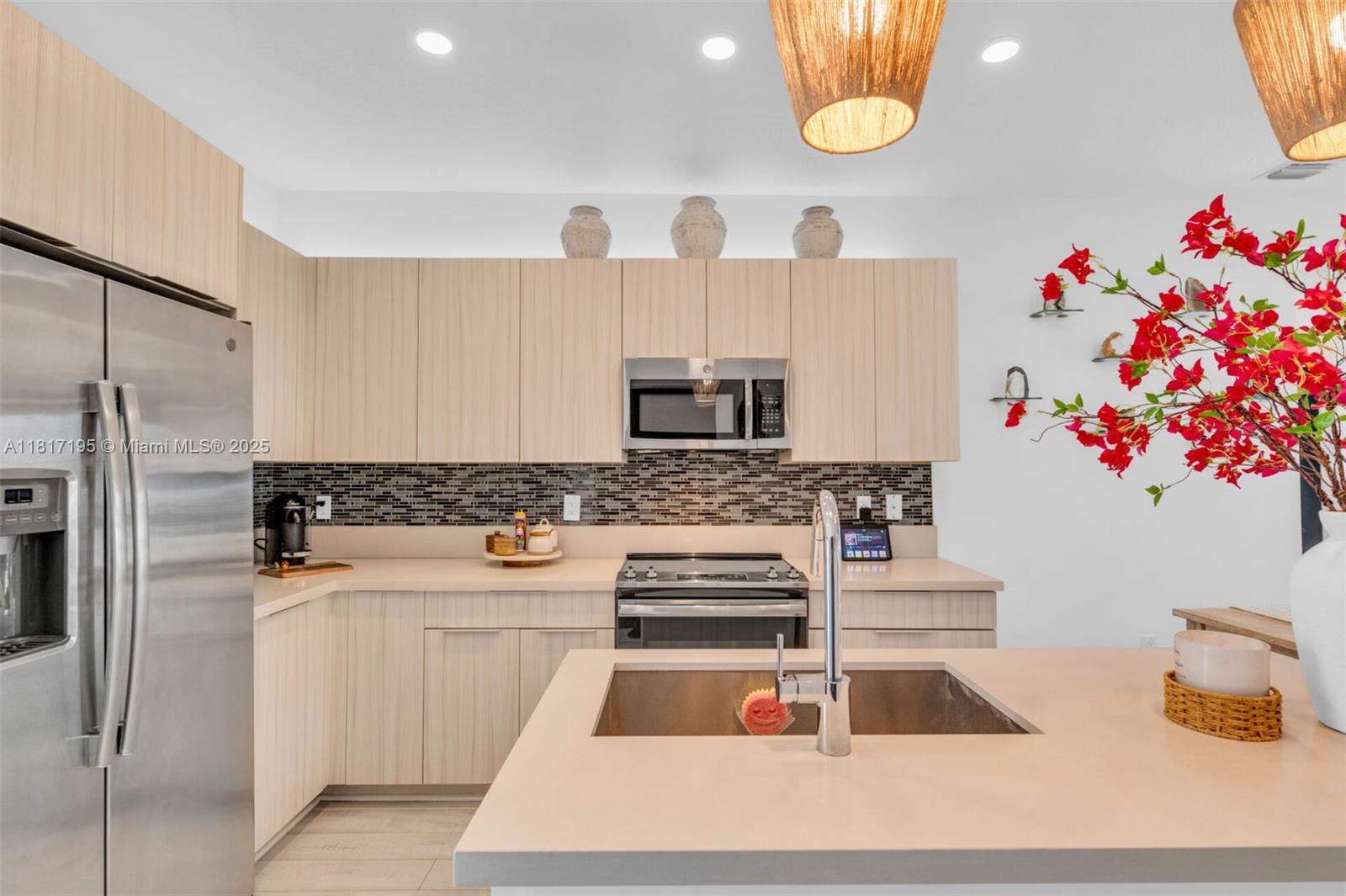 URBANA AT THE RESIDENCES - Residential
