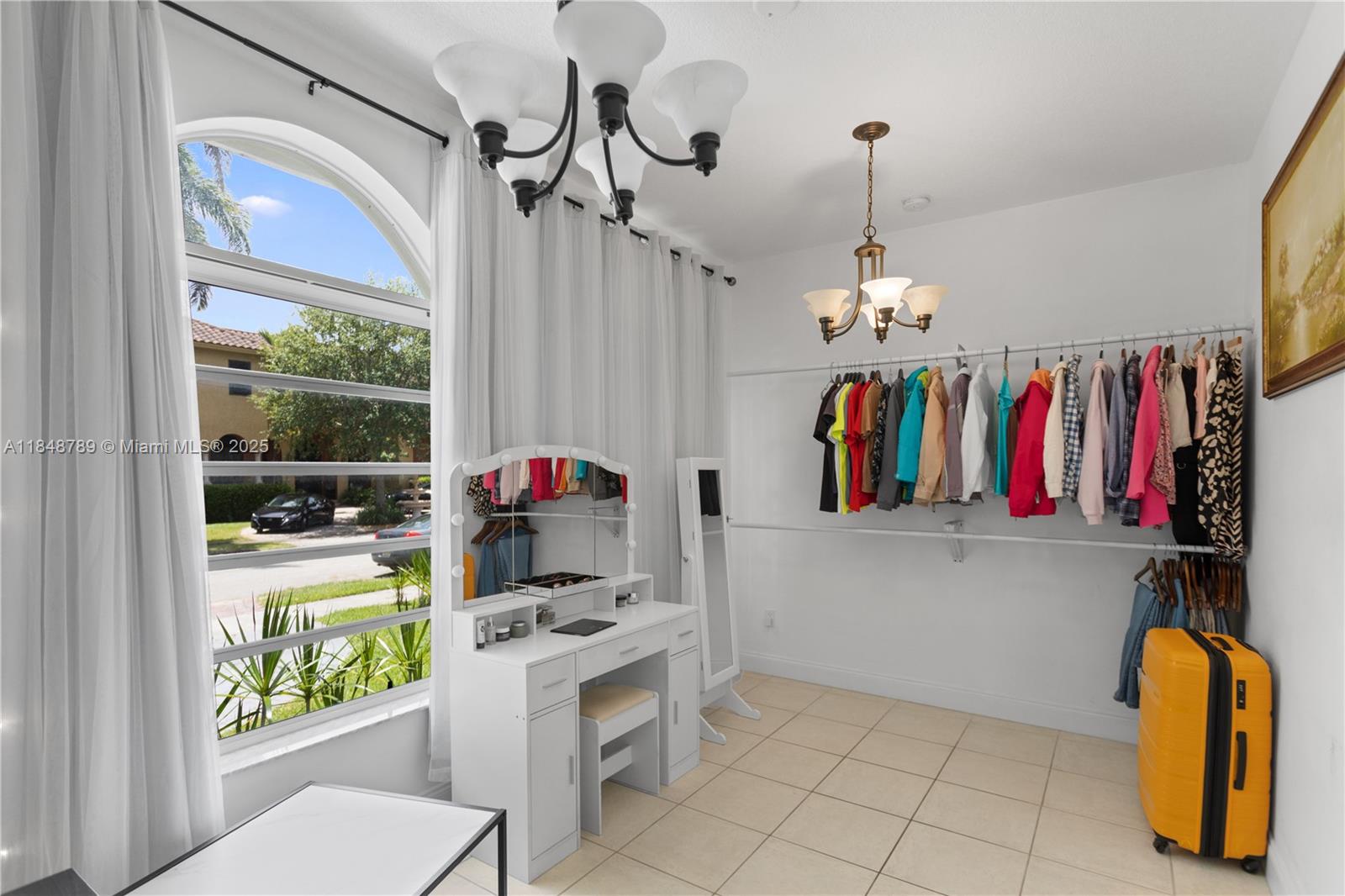 SUNSET TRAILS NO 4 - Residential