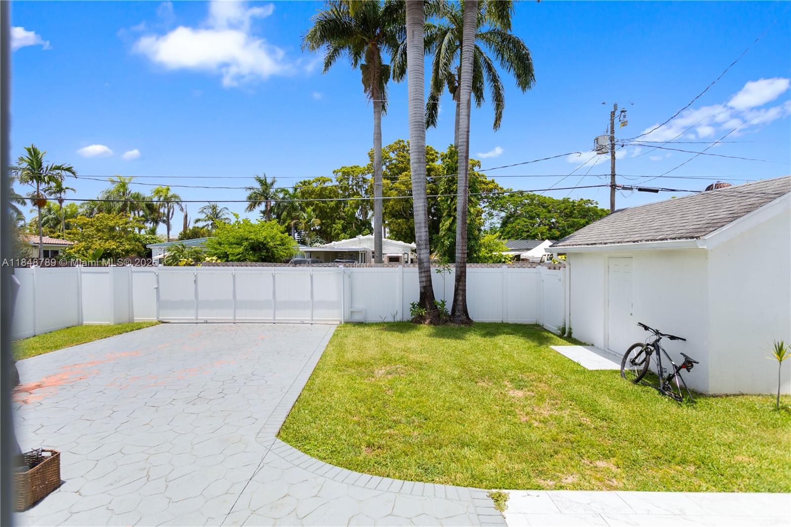 SUNSET TRAILS NO 4 - Residential