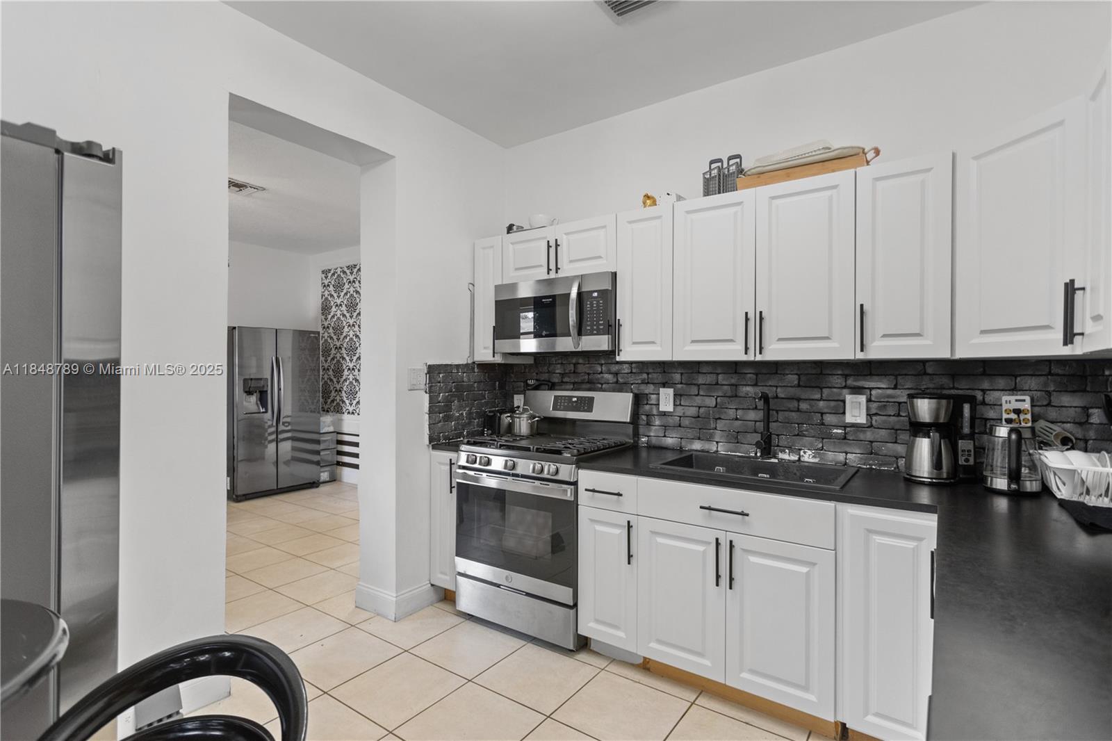 SUNSET TRAILS NO 4 - Residential