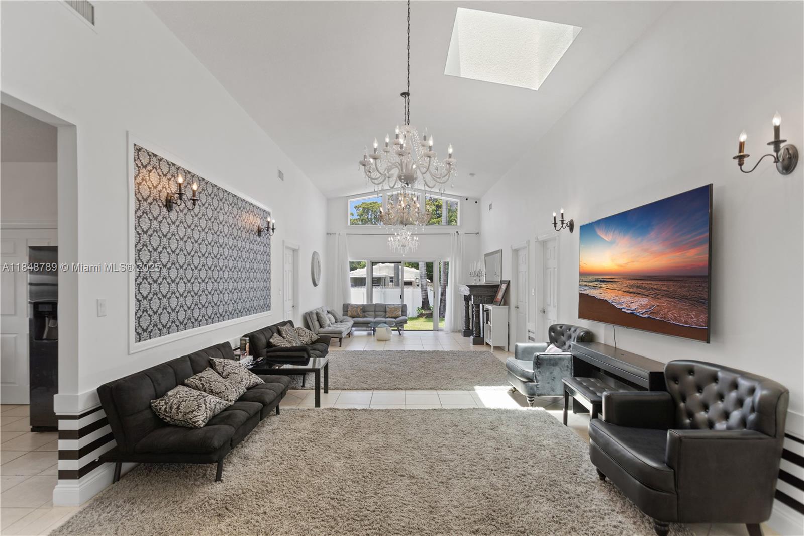 SUNSET TRAILS NO 4 - Residential