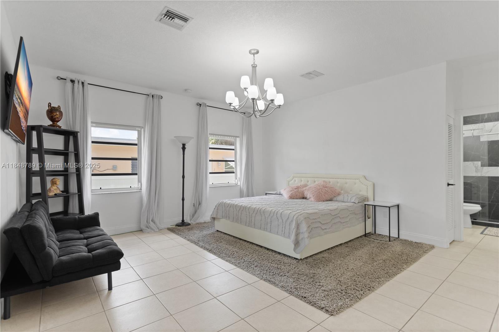 SUNSET TRAILS NO 4 - Residential