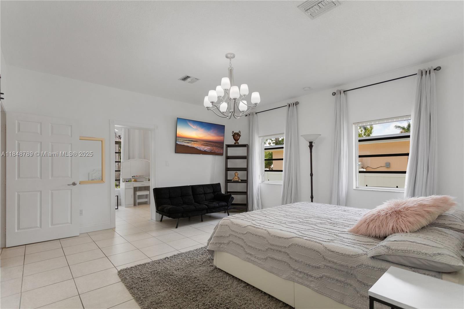 SUNSET TRAILS NO 4 - Residential