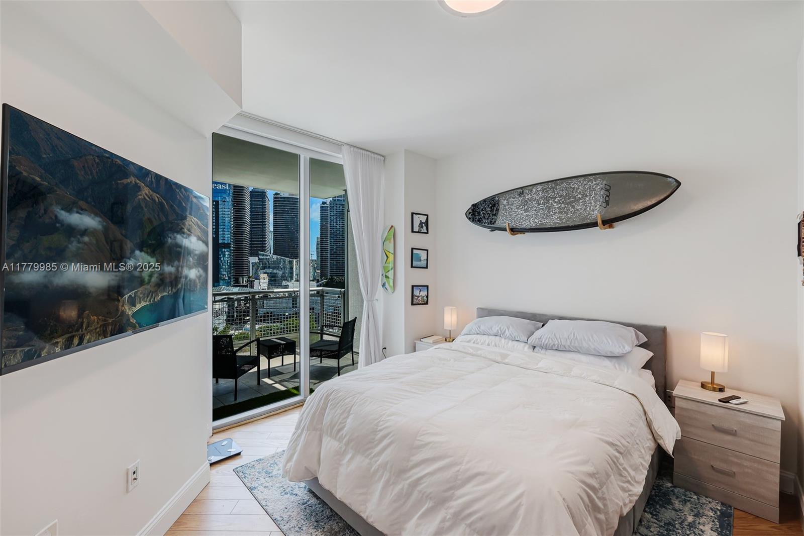 WIND CONDO - Residential