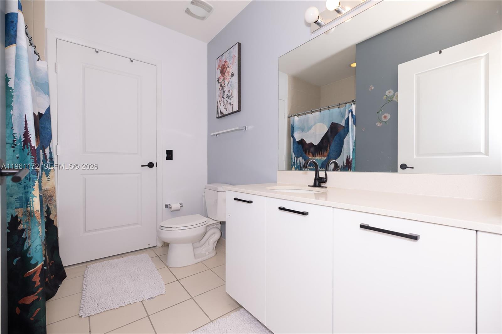 GALLERY ART CONDO - Residential