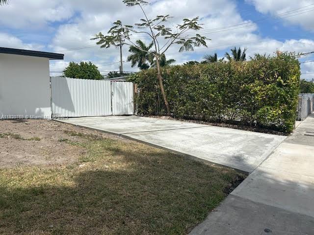 11225 SW 47th Ter