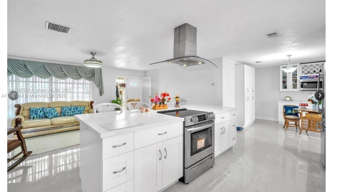 MAINLANDS OF TAMARAC LAKE - Residential