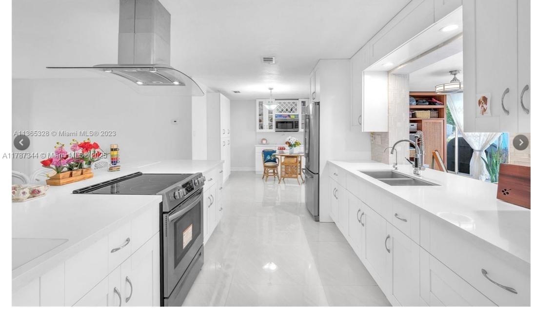 MAINLANDS OF TAMARAC LAKE - Residential