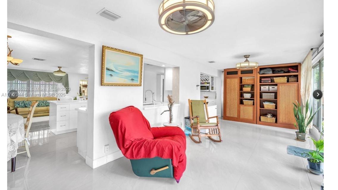 MAINLANDS OF TAMARAC LAKE - Residential