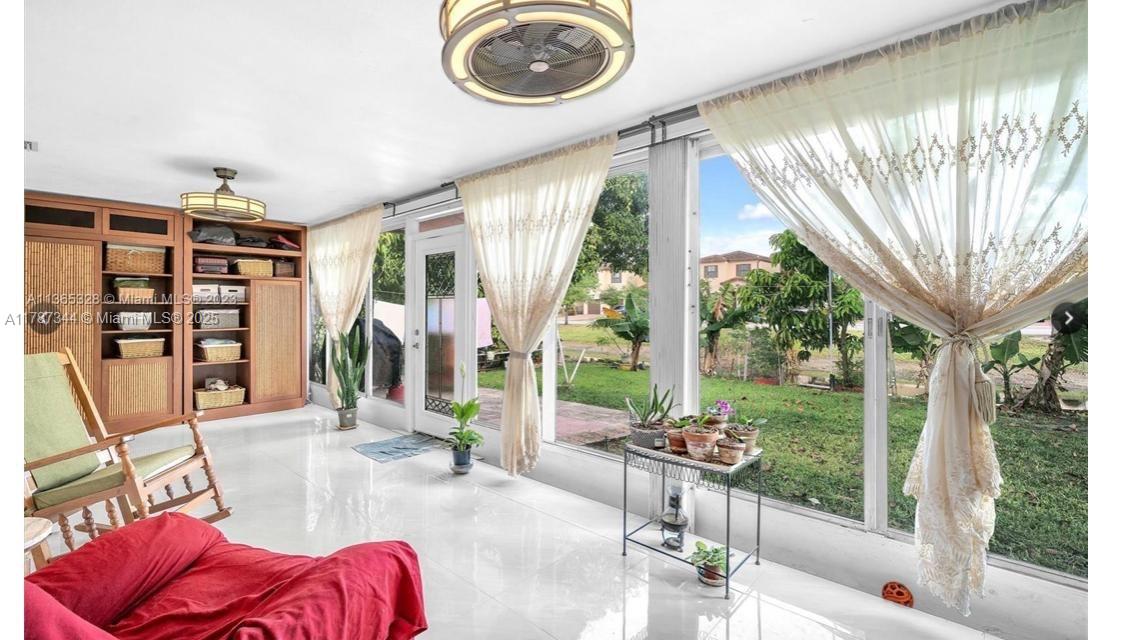 MAINLANDS OF TAMARAC LAKE - Residential