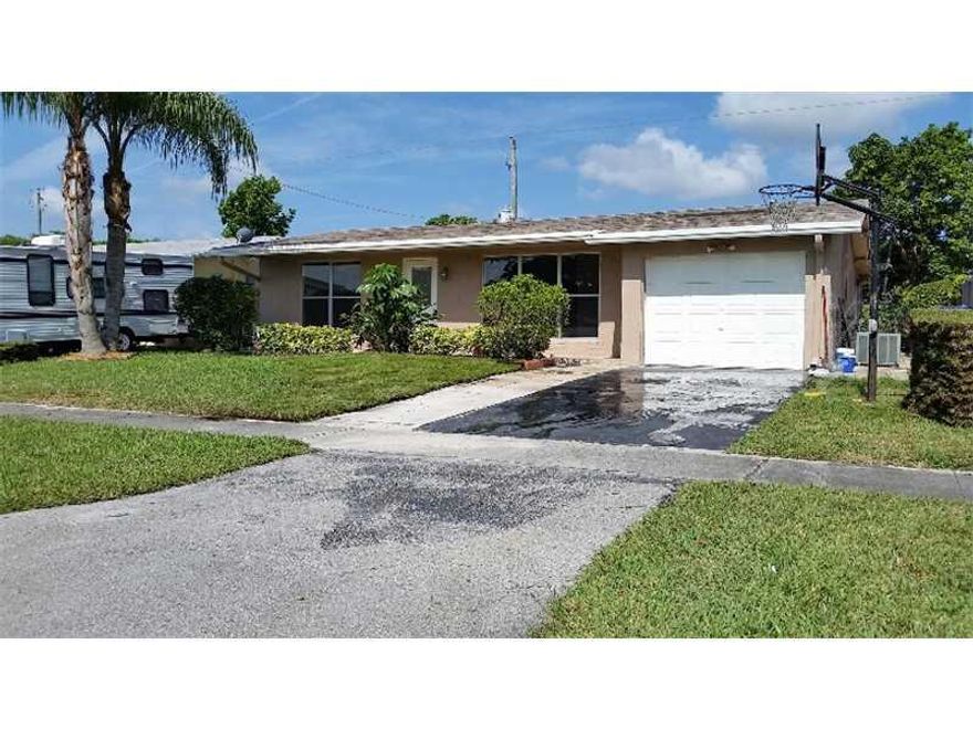 THIS IS A STUNNING POOL HOME IN WEST SUNRISE.  NEWER KITCHEN, GORGEOUS POOL WITH MOSIAC TILE IN THE POOL, A MUST SEE.  16IN TILE FLOORS THROUGHOUT.  TONS OF UPGRADES AND REHABILITATION THROUHGOUT.  NEW POOL, NEW DRYWALL THROUGHOUT, NEW KNOCK DOWN TEXTURE,  NEW PAINT, UPGRADED KITCHEN, NEW APPLIANCES, NEW GARAGE FLOORS, NEW SOD AND LANDSCAPING, NEW GUTTERS, NEW DOORS THROUGHOUT, NEW DOOR HARDWARE, AND MORE.  EASY TO SHOW.  TEXT MIKE AT (9.5.4) 6.8.2.-7.6.3.6