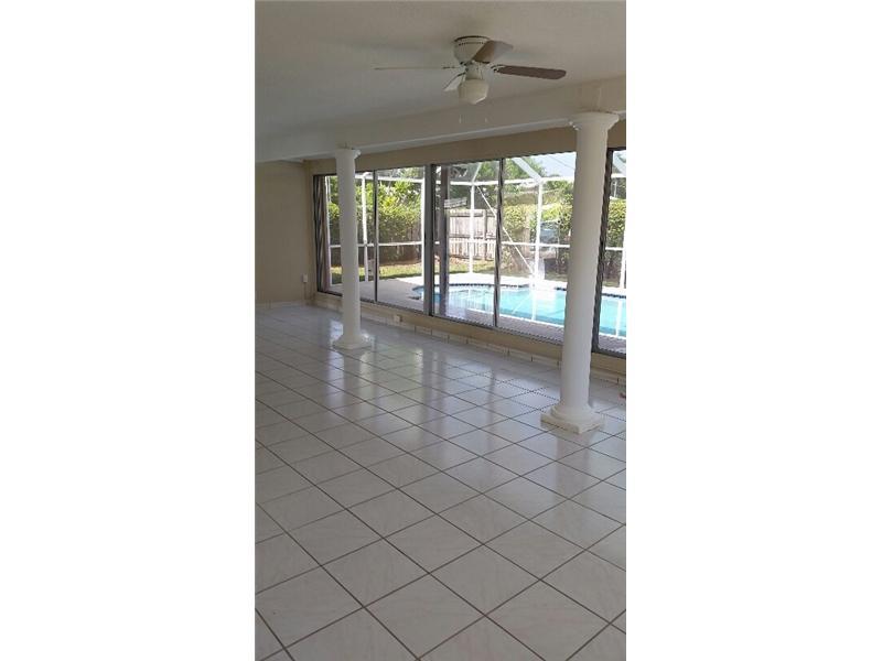 SUNRISE GOLF VILLAGE SEC - Residential