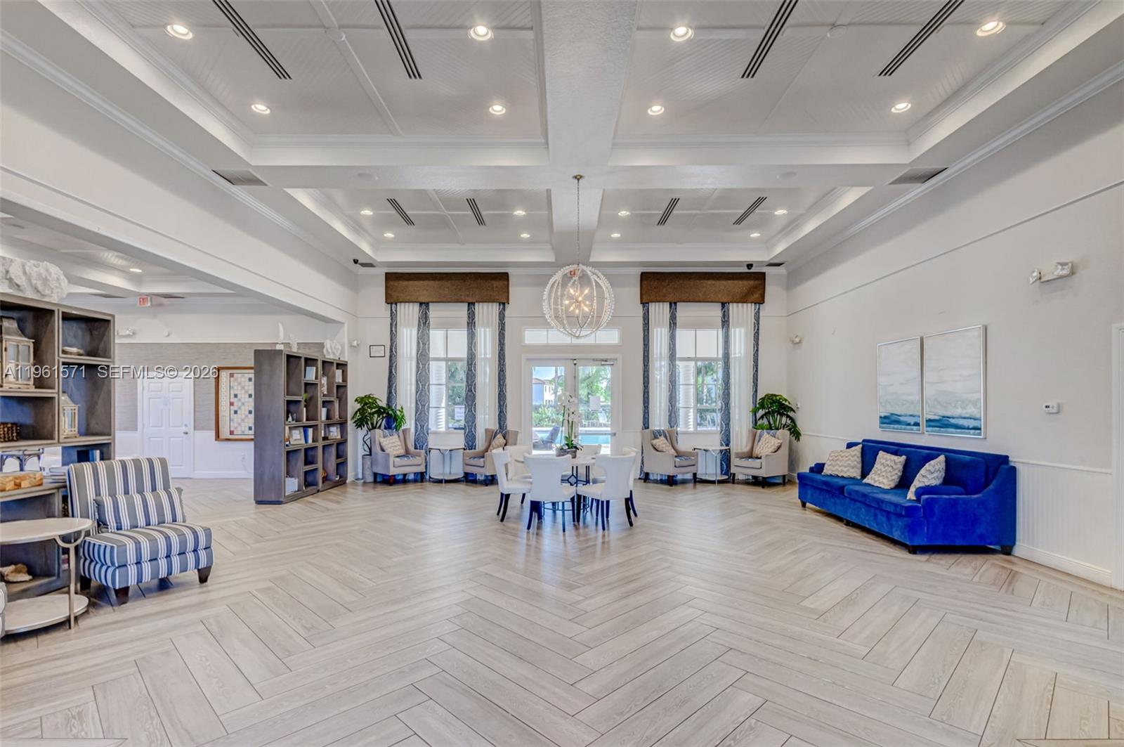 MEDITERRANEA - Residential