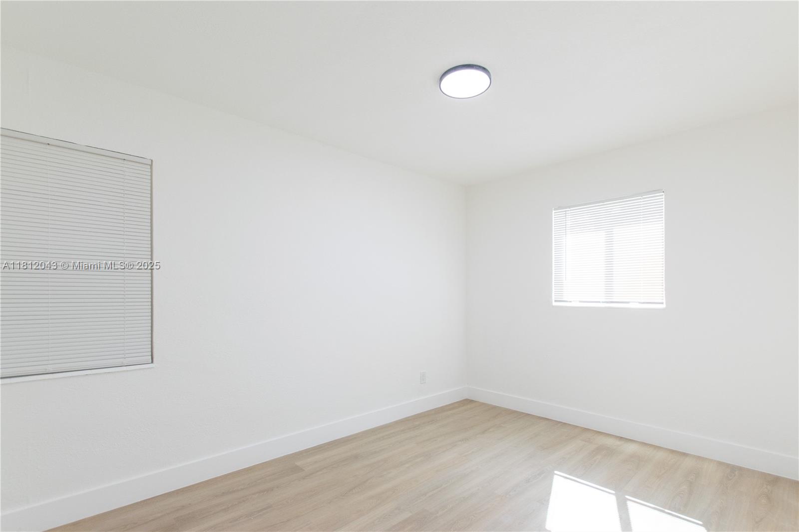 LAUDERDALE MANORS ADD-REV - Residential Lease