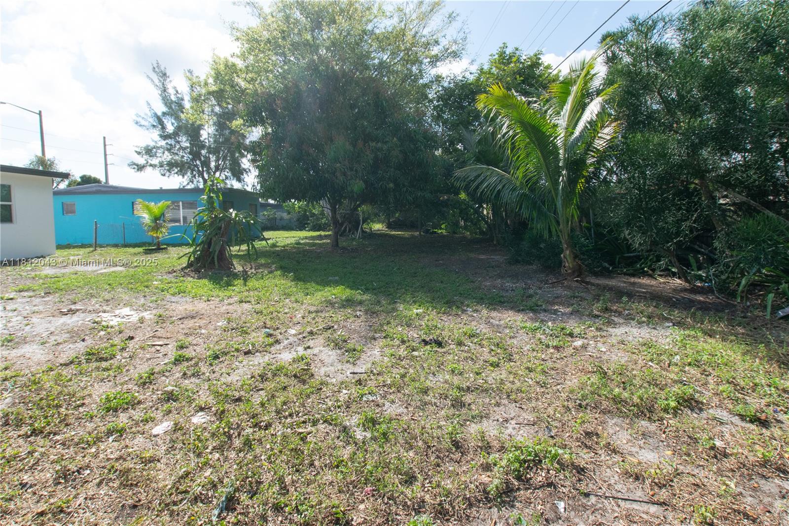 LAUDERDALE MANORS ADD-REV - Residential Lease