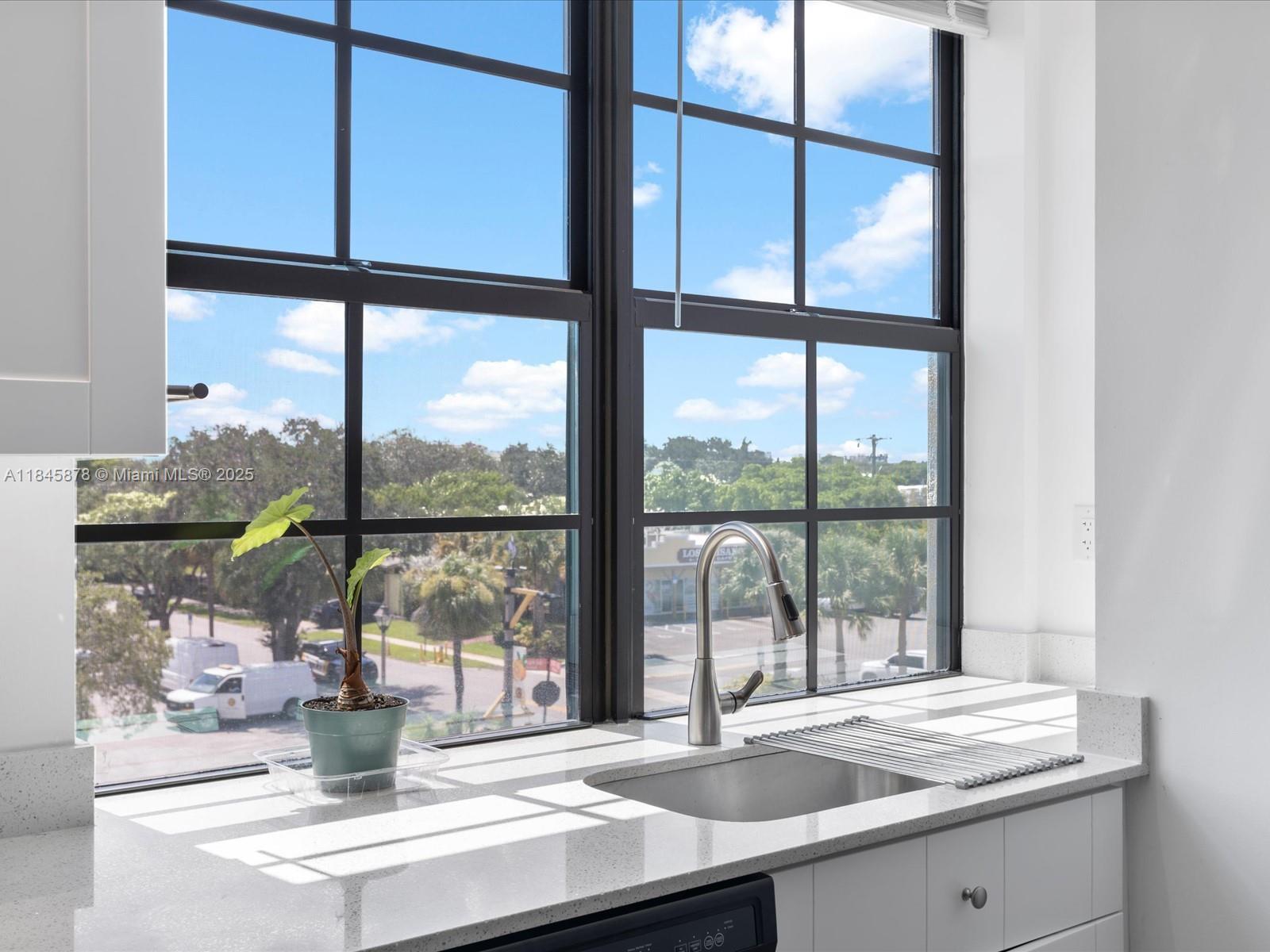 MAIN STREET LOFTS CONDO - Residential