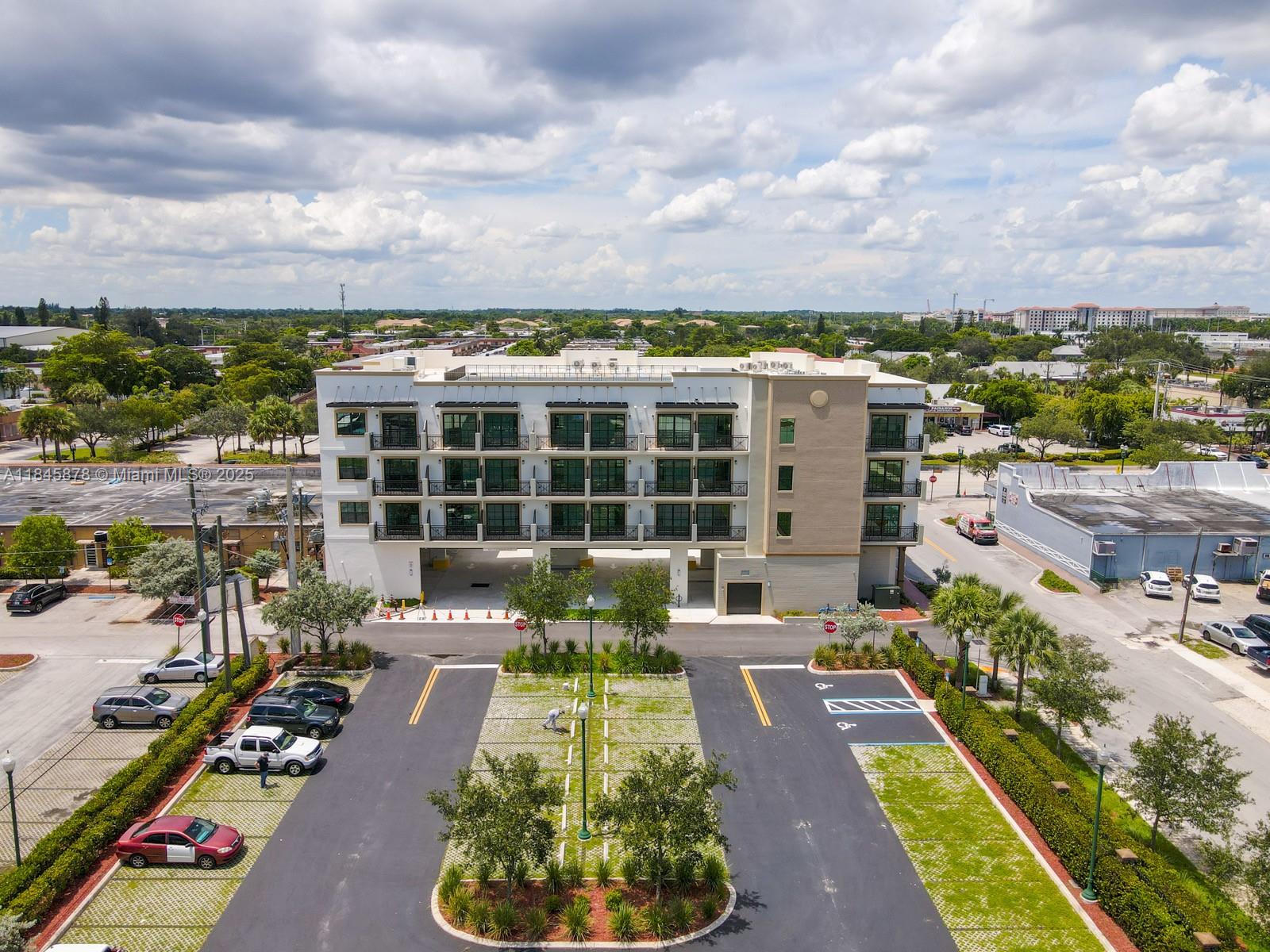 MAIN STREET LOFTS CONDO - Residential