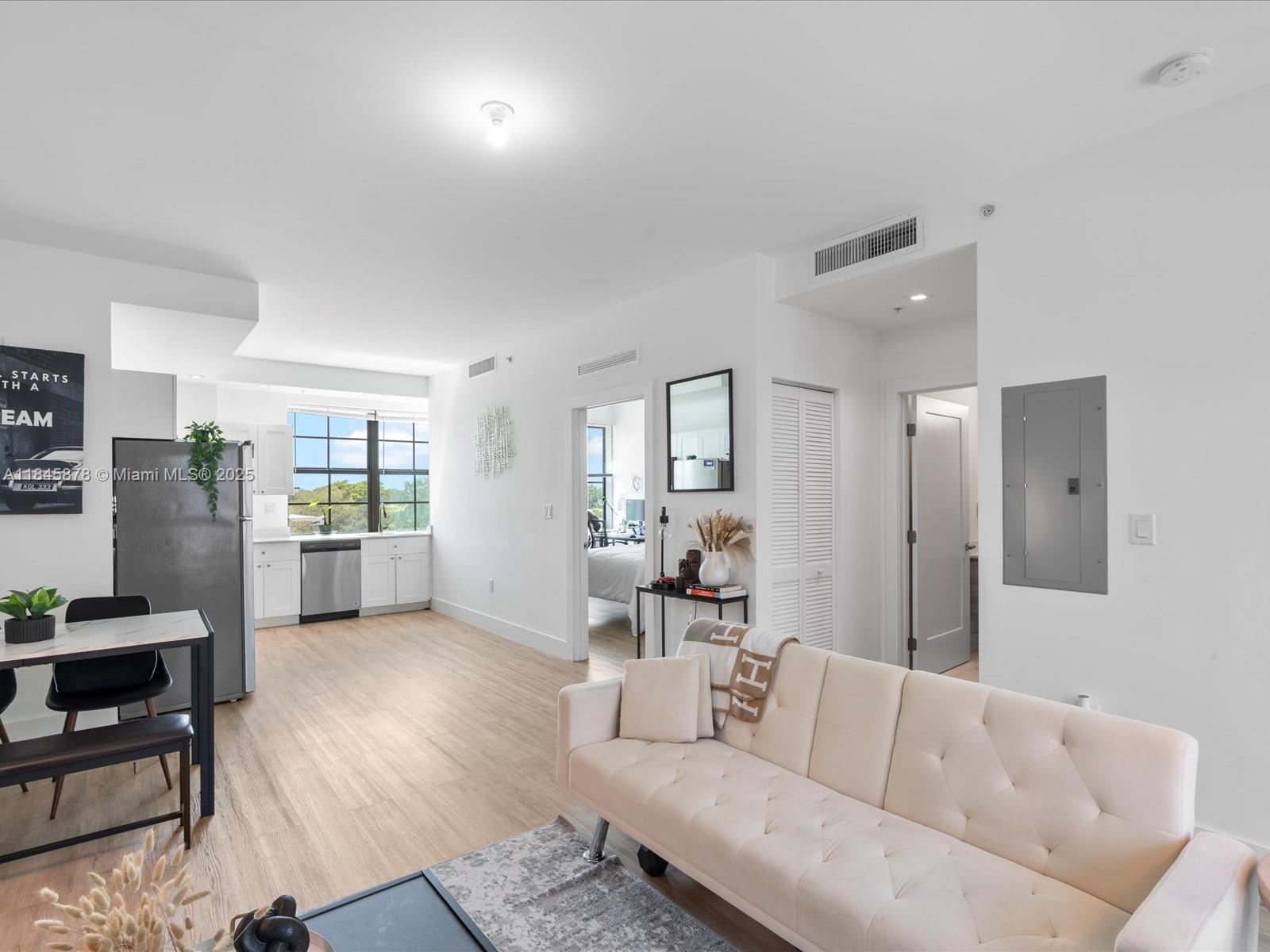 MAIN STREET LOFTS CONDO - Residential