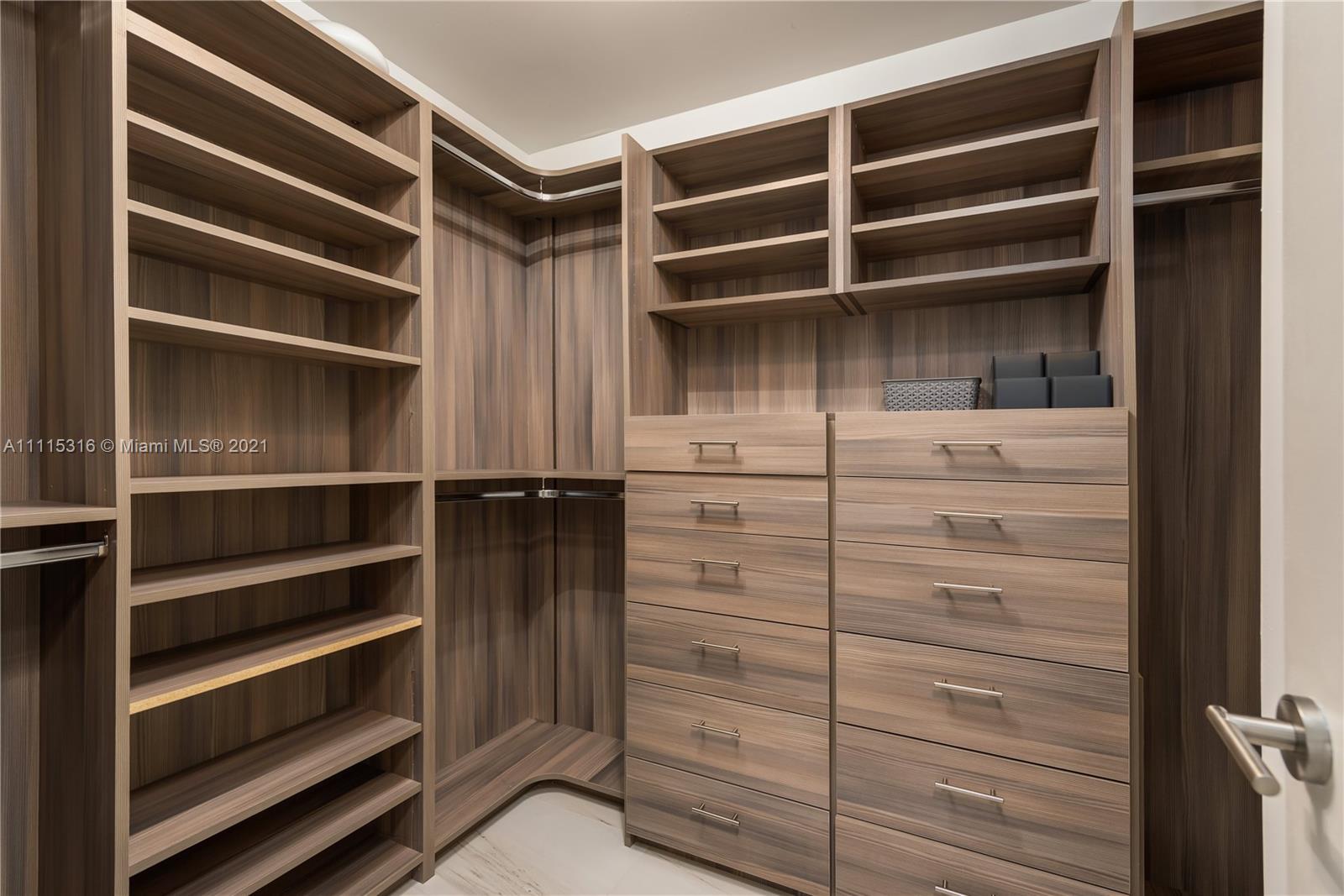 BISCAYNE BEACH CONDO - Residential