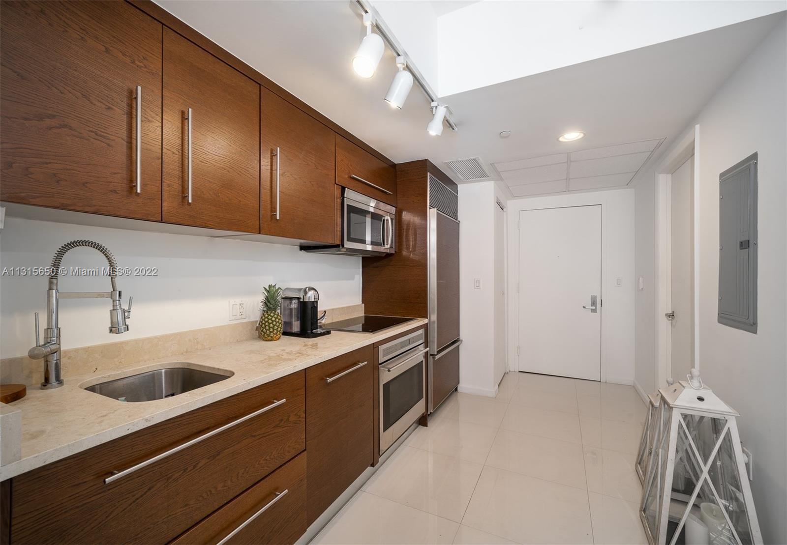 ICON BRICKELL - Residential Lease