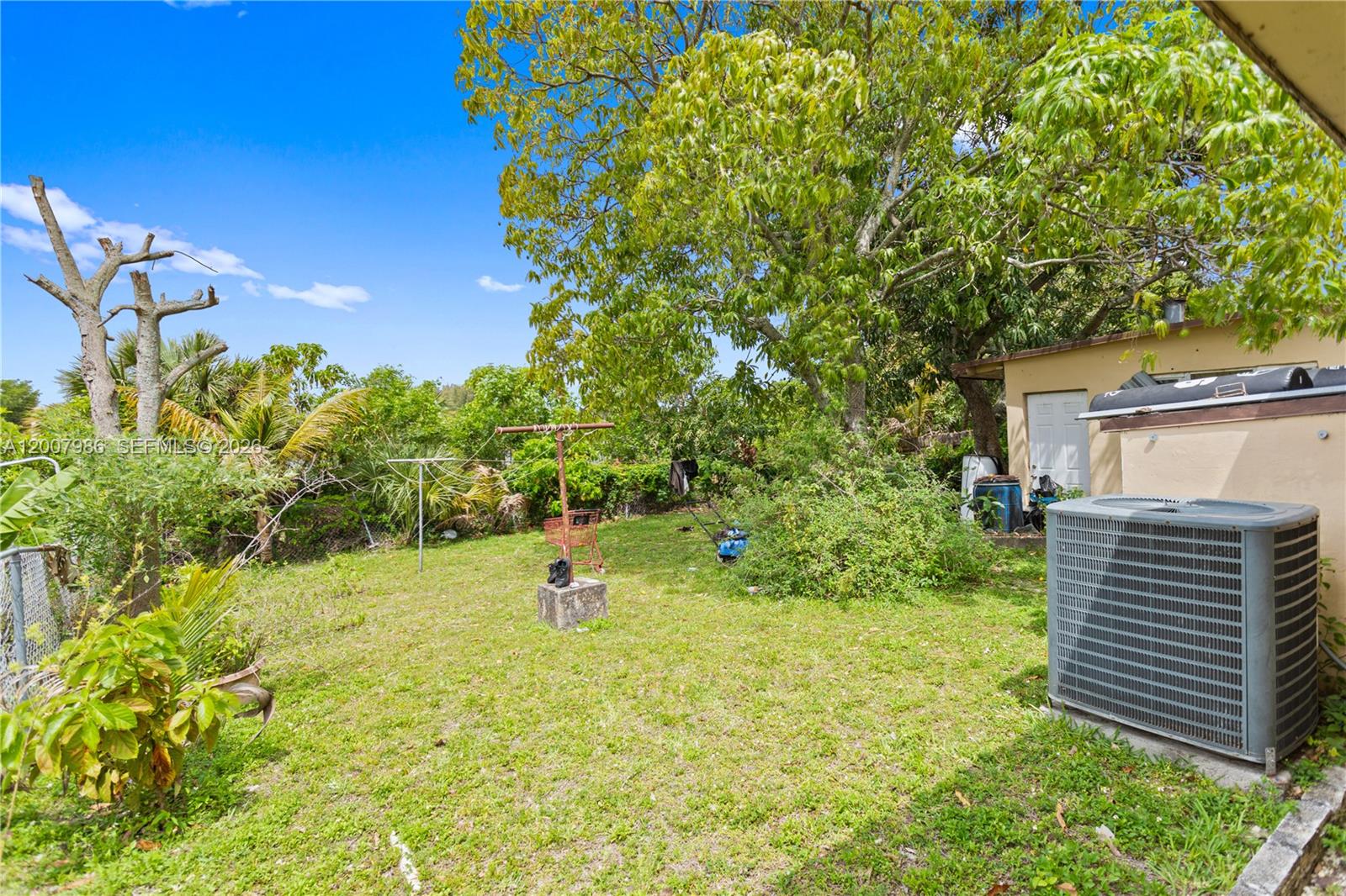 SILVER BLUE LAKE ESTATES - Residential