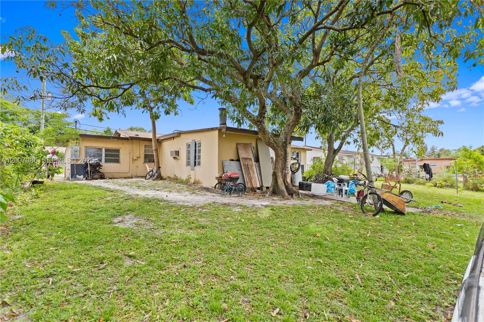 SILVER BLUE LAKE ESTATES - Residential