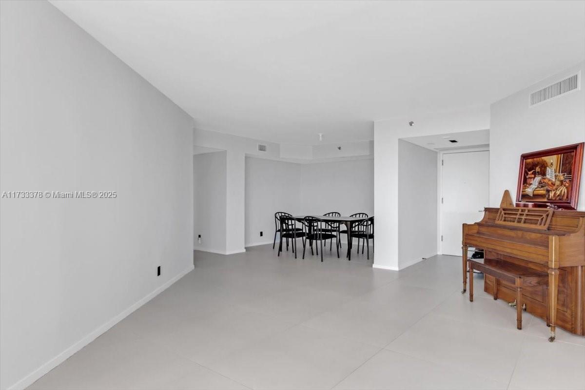 WILLIAMS ISLAND - Residential
