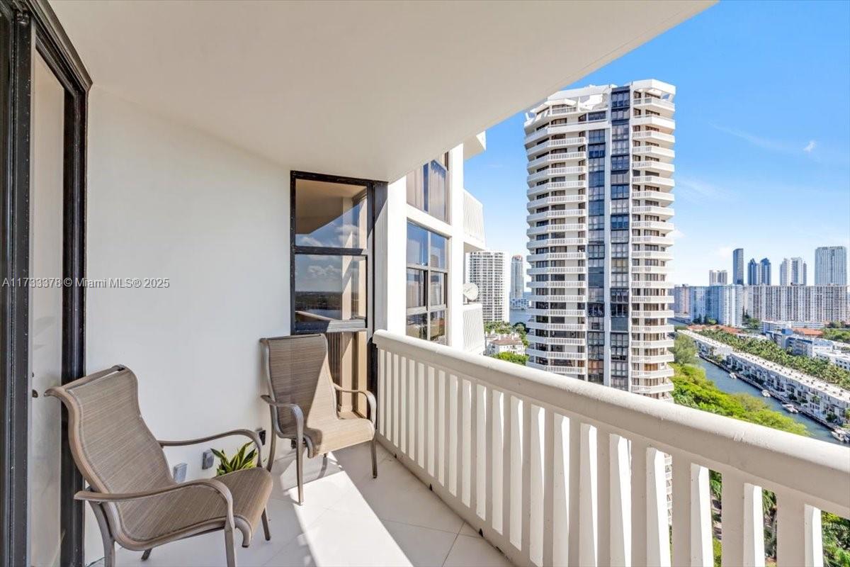 WILLIAMS ISLAND - Residential