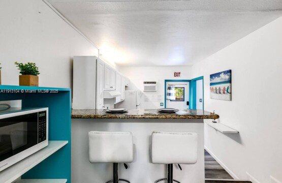 HOLLYWOOD LAWNS - Residential Lease