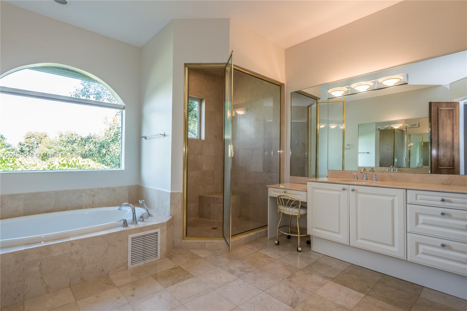 Villas De Vizcaya - Residential Lease