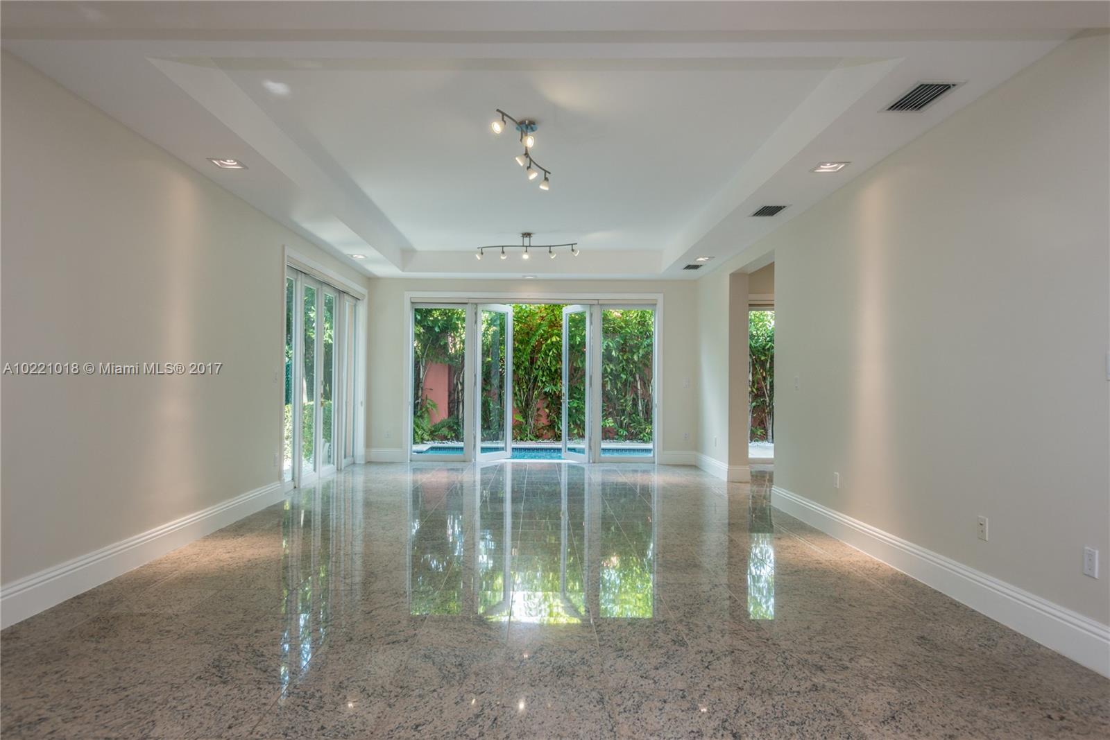 Villas De Vizcaya - Residential Lease