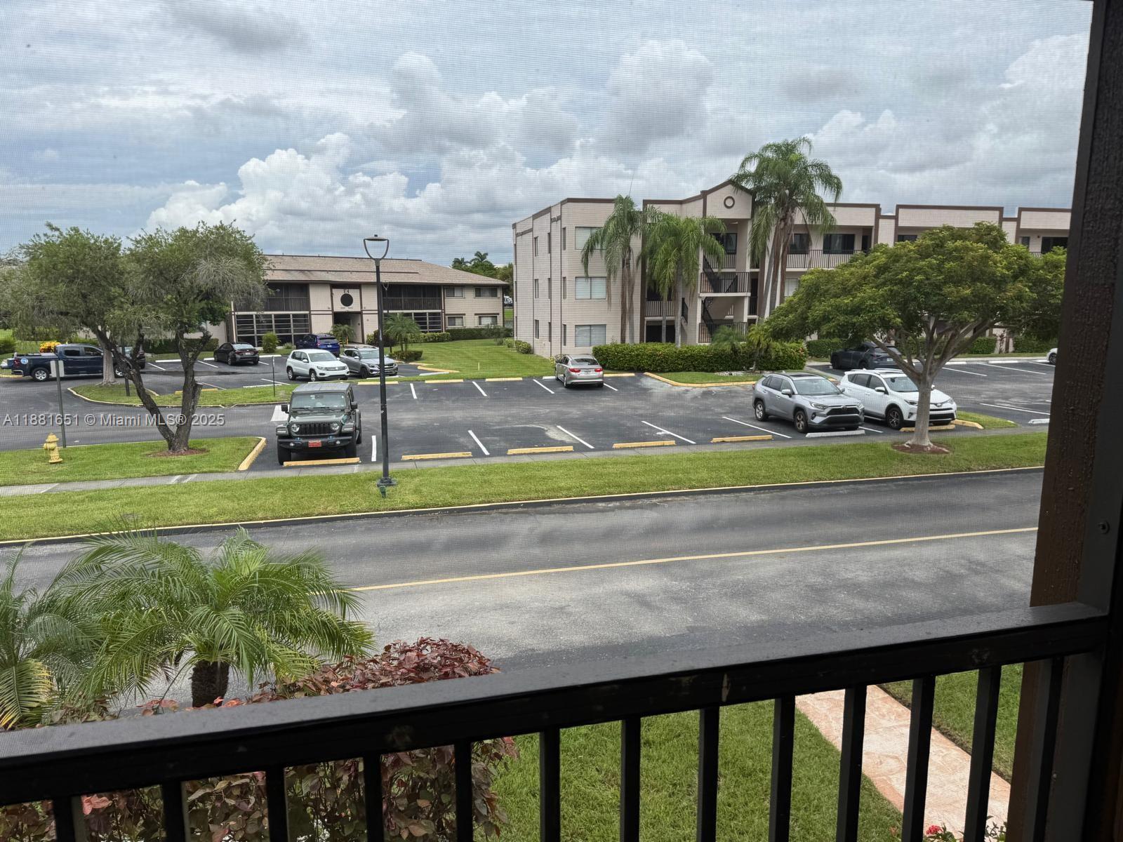 BELFORT CONDOMINIUM G - Residential