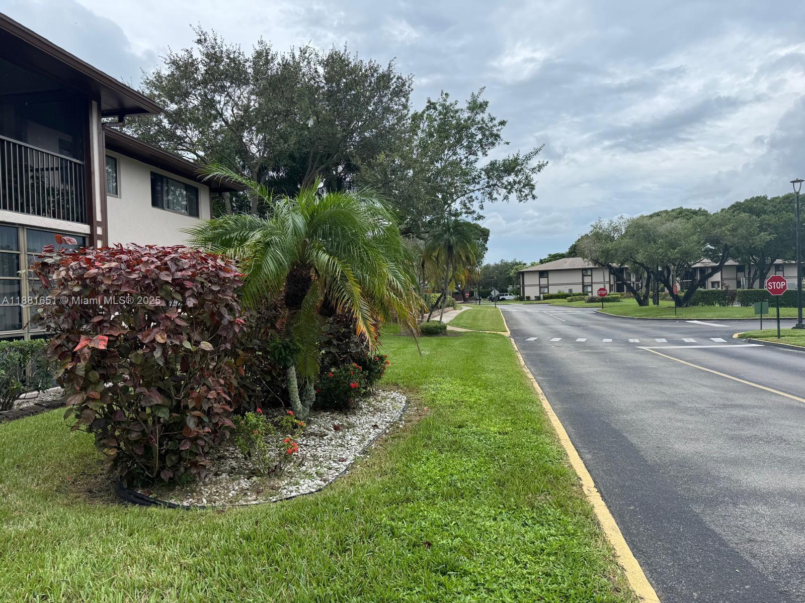 BELFORT CONDOMINIUM G - Residential