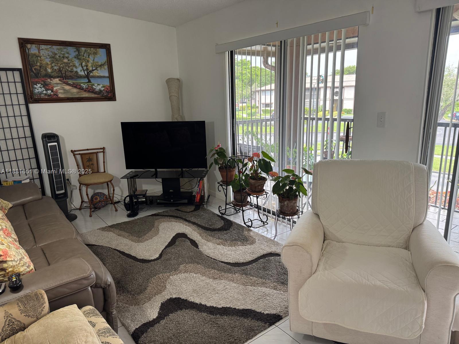 BELFORT CONDOMINIUM G - Residential