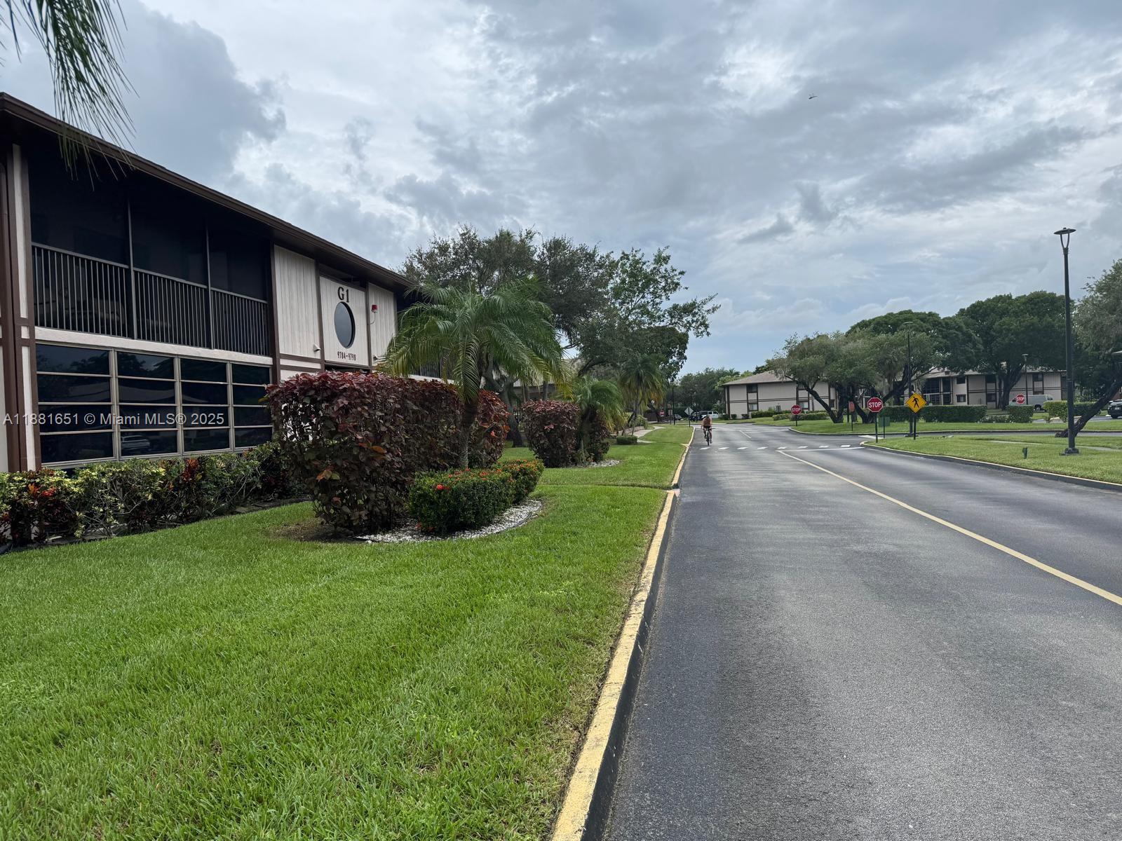 BELFORT CONDOMINIUM G - Residential