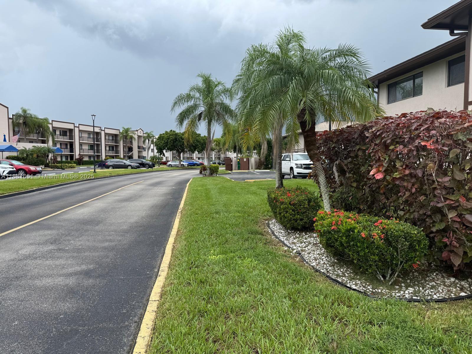 BELFORT CONDOMINIUM G - Residential