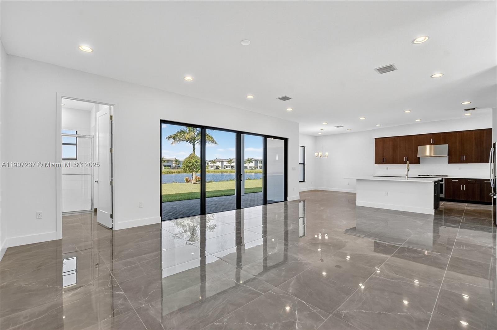 BOCA RATON GOLF COURSE PU - Residential Lease