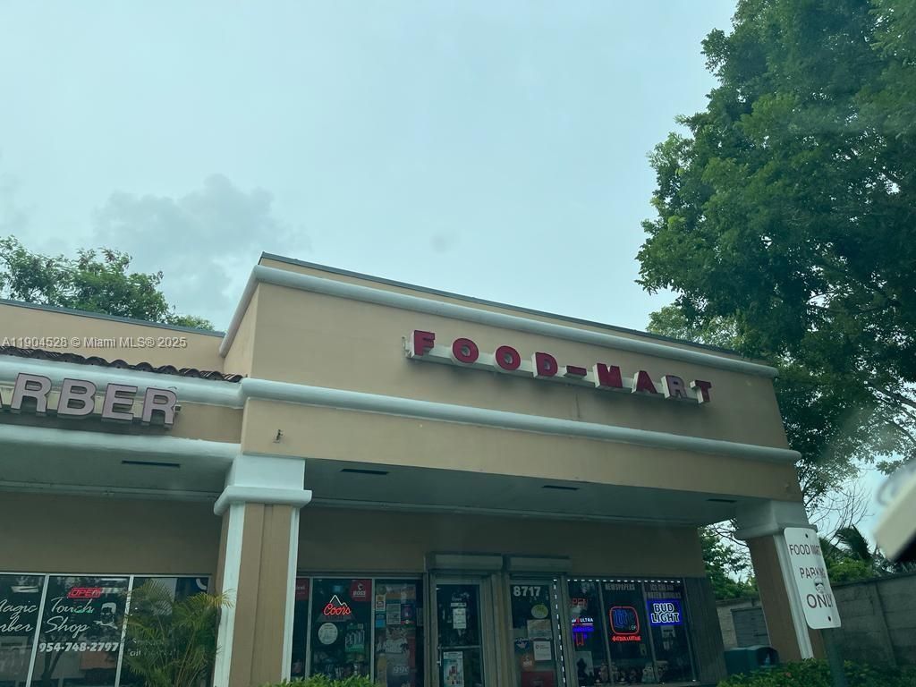 Photo of 8717-8723 NW 50 St, Lauderhill, FL 33351 (MLS # A11904528)