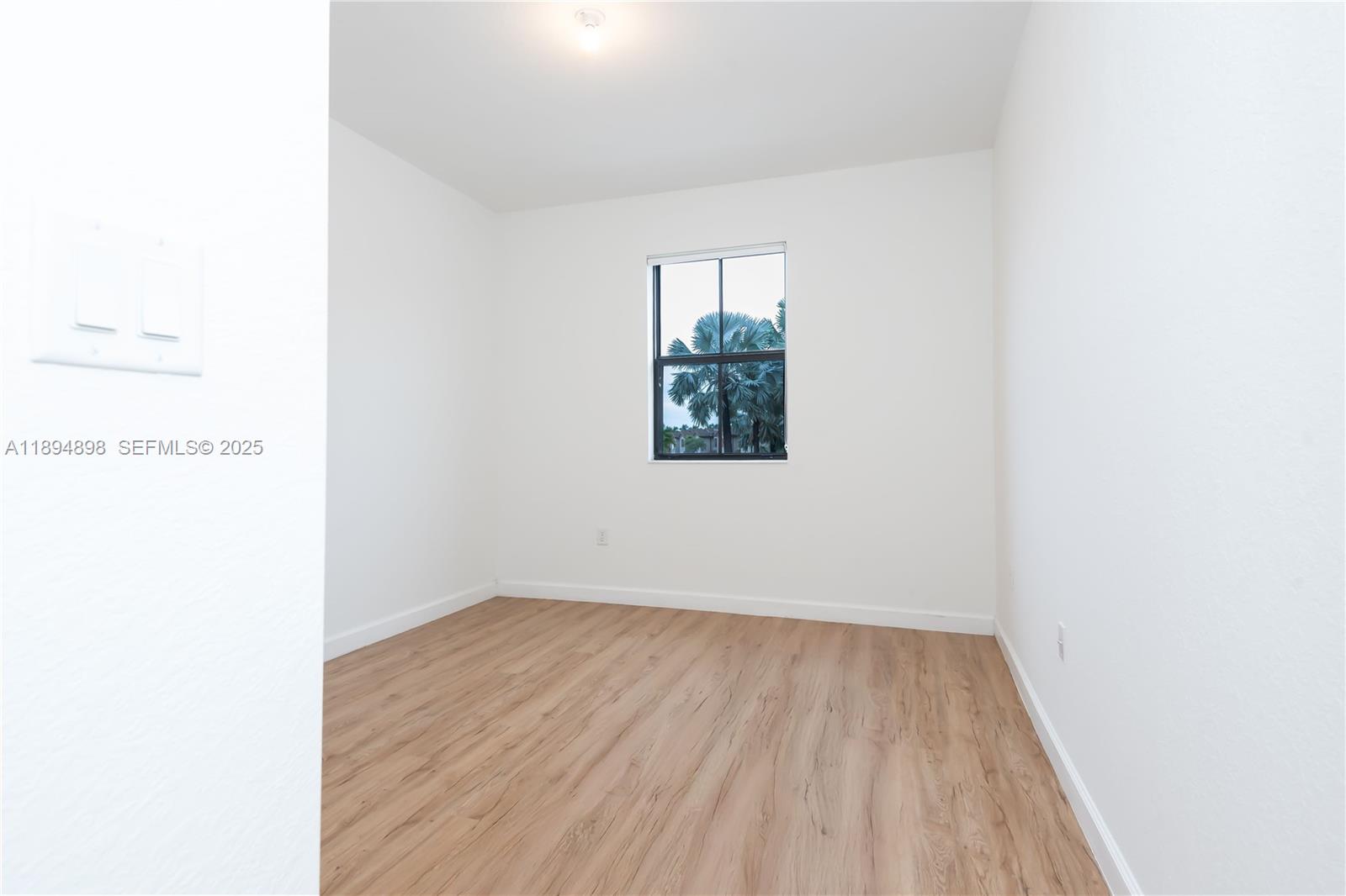 COCO PALM VILLAS - Residential