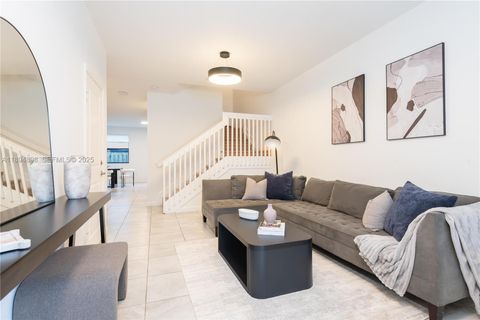 Photo of 25128 SW 113th Pl, Homestead, FL 33032 (MLS # A11894898)