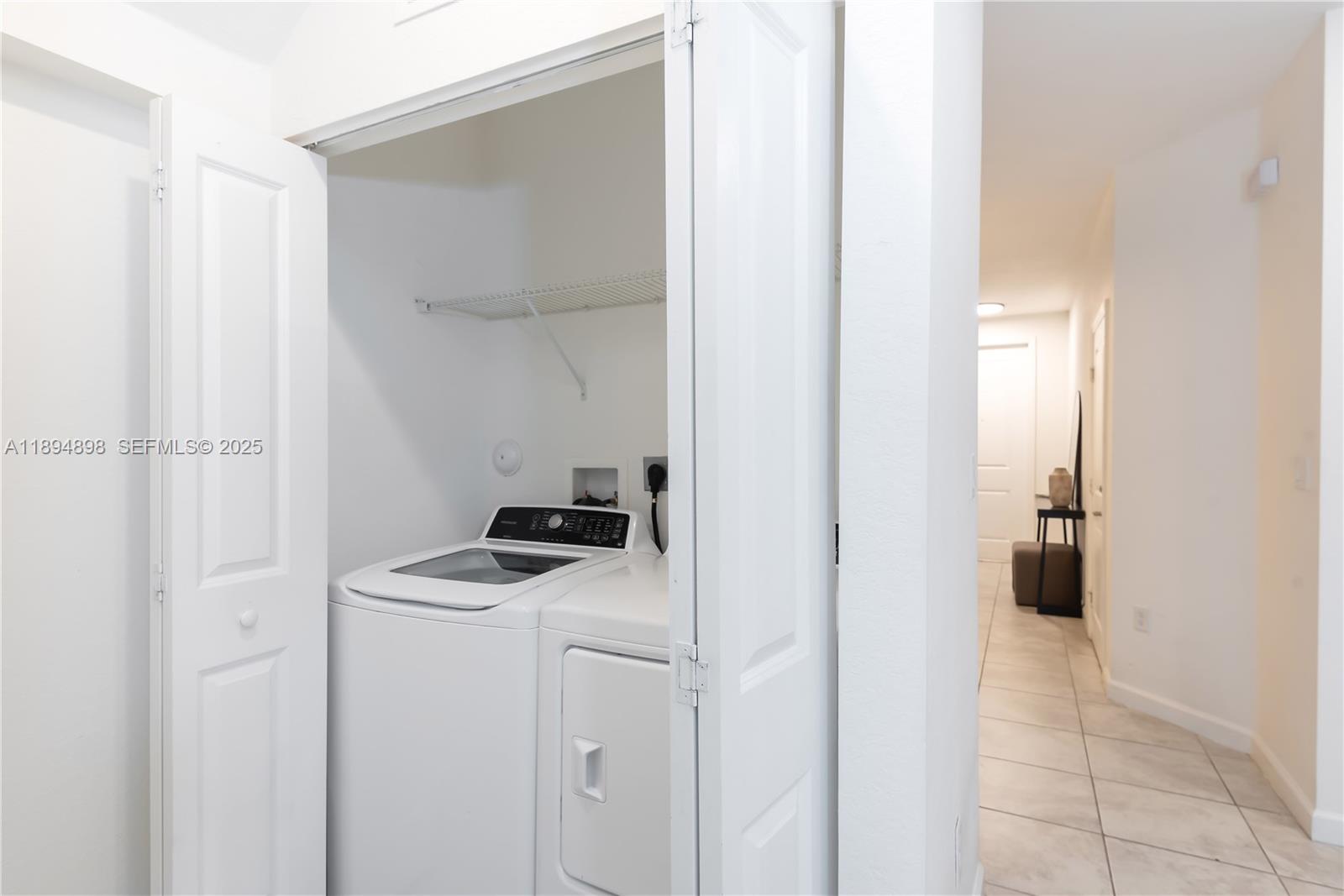 COCO PALM VILLAS - Residential