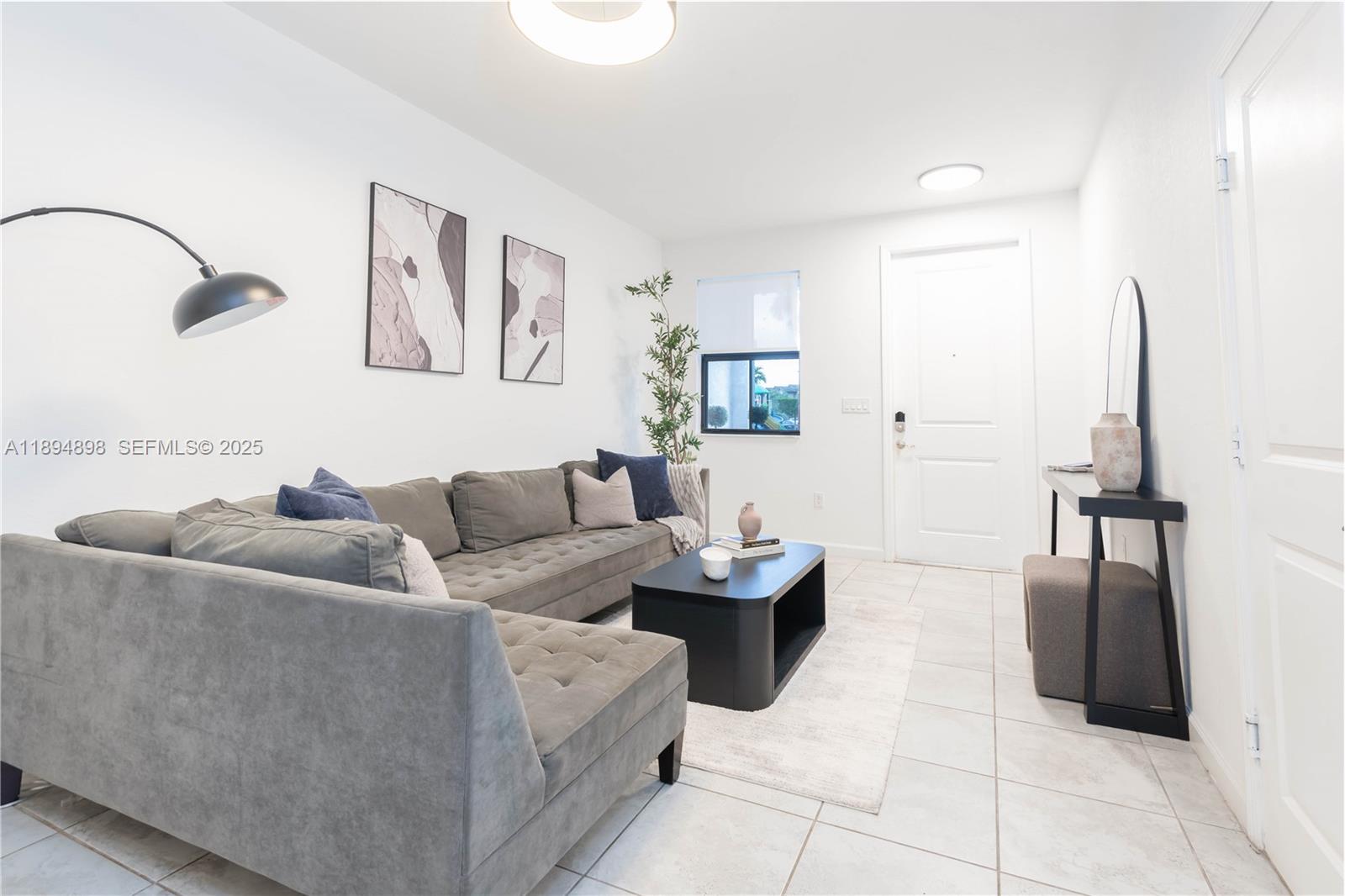 COCO PALM VILLAS - Residential