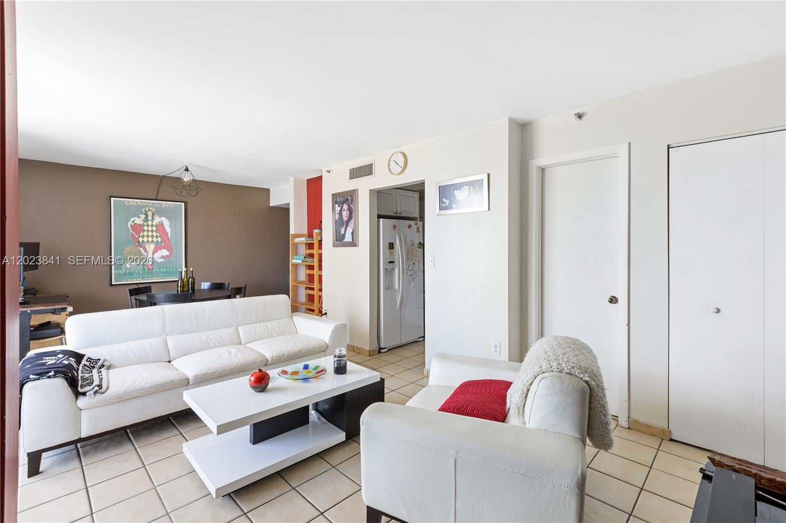 2457 Collins Ave 1602