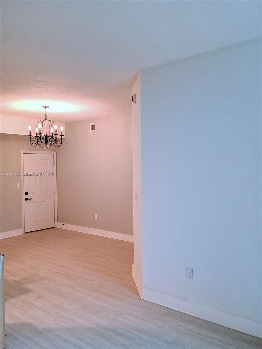 275 Ne 18th St 303, Miami, Broward County, Florida - 2 Bedrooms  
2 Bathrooms - 