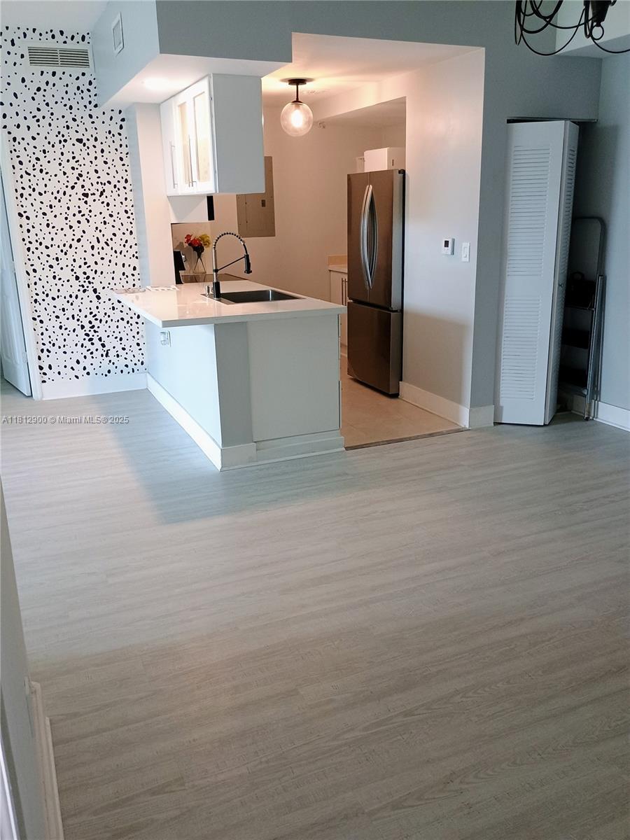 1800 BISCAYNE PLAZA CONDO - Residential Lease